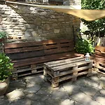 Casa *